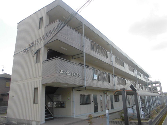 小野市神明町のマンションの建物外観
