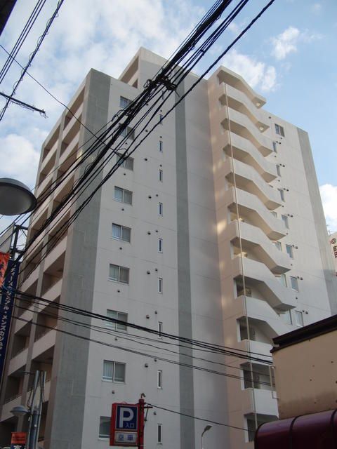 町田市原町田のマンションの建物外観