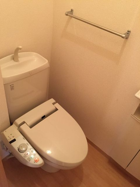 【ディアコート　I/IIのトイレ】