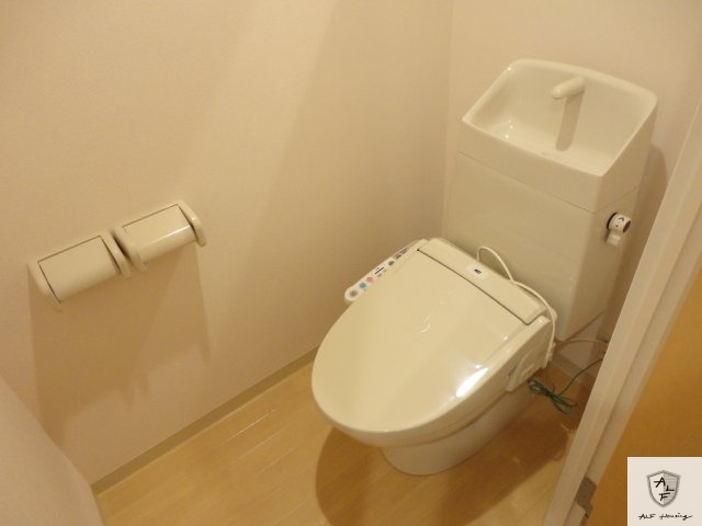 トイレ　シャワー付トイレ