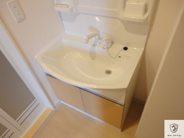 洗面設備　洗髪洗面化粧台