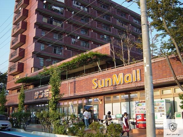 スーパー　サンマートサンモール店（スーパー）まで378m