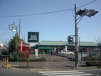 【海老名市門沢橋のマンションのスーパー】