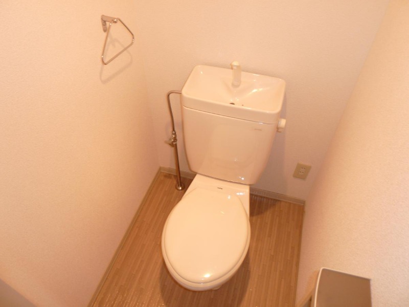 トイレ　図面と現状に相違がある場合には現状を優先