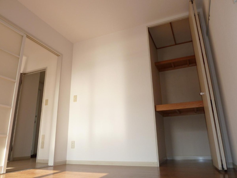 収納　図面と現状に相違がある場合には現状を優先