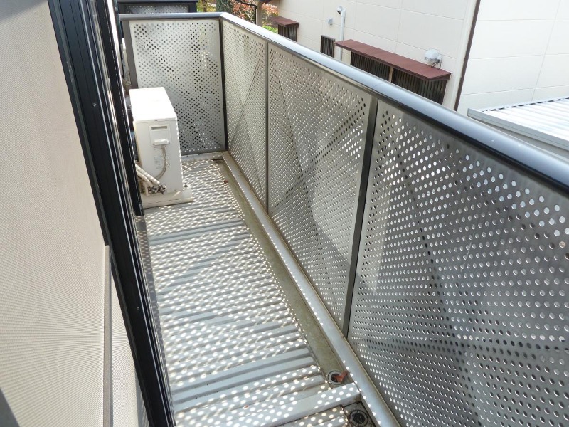 バルコニー　図面と現状に相違がある場合には現状を優先