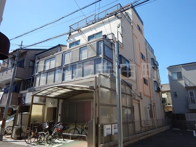 福田マンションの建物外観