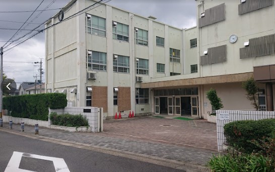 【ソラーレ高社の小学校】