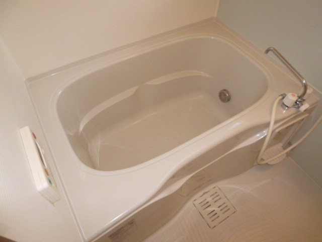 バス・シャワールーム　追い焚きバス