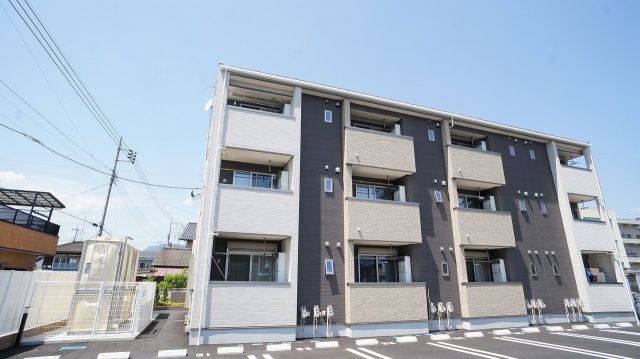 【ミーティアＣの建物外観】