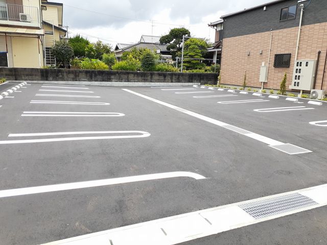 【鹿島市大字重ノ木のアパートの駐車場】