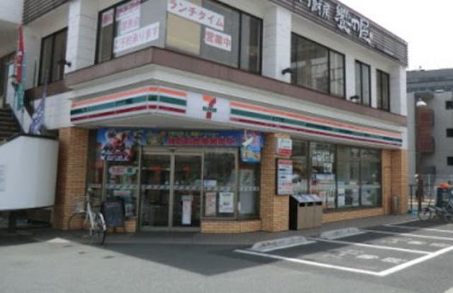 コンビニ　セブンイレブン大田区南蒲田2丁目店（コンビニ）まで433m