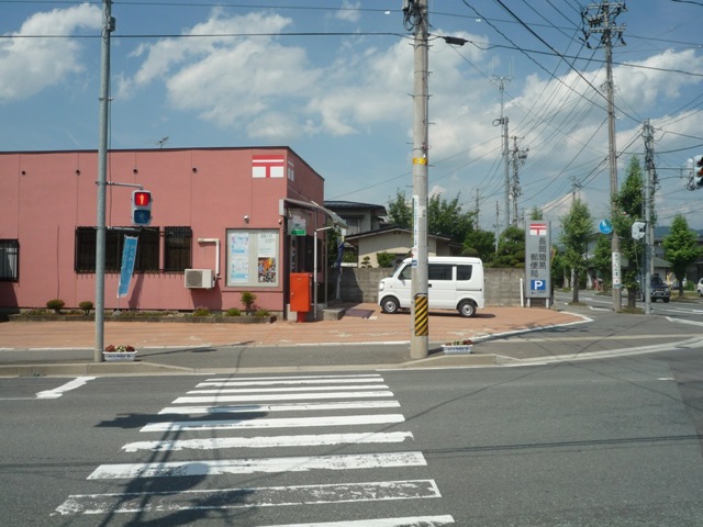 郵便局　長岡簡易郵便局（郵便局）まで1004m