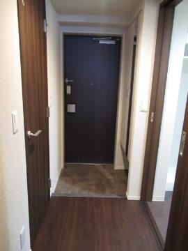 クレッシェンドＶ　玄関　玄関内