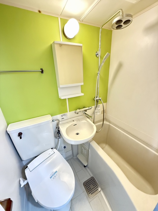 バス・シャワールーム