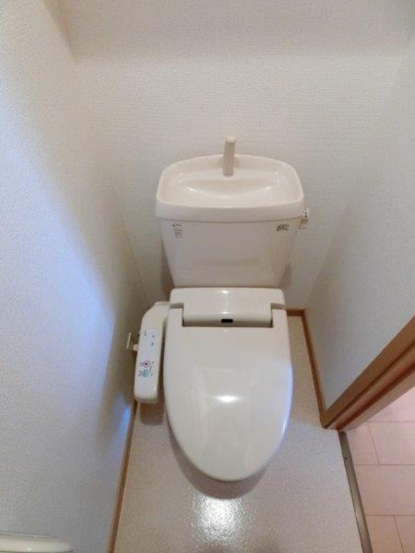 トイレ　図面と現状に相違がある場合には現状を優先