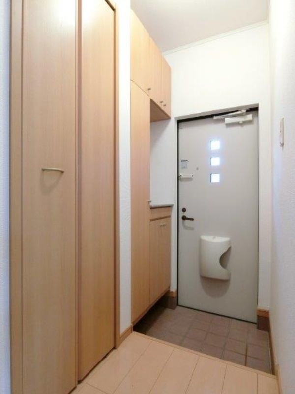 玄関　図面と現状に相違がある場合には現状を優先