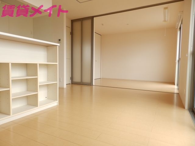 居室・リビング　別部屋同タイプ