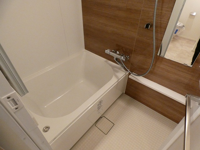 バス・シャワールーム　バス※別部屋参考写真