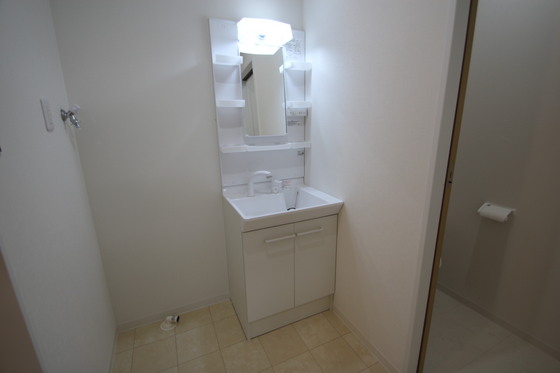 洗面設備　※別部屋の写真です