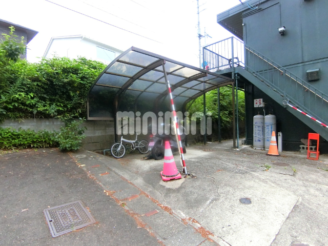 エントランス　建物入り口です。