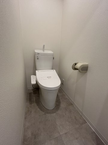 トイレ　トイレもきれいです