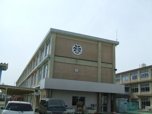 小学校　浅間小学校（小学校）まで210m