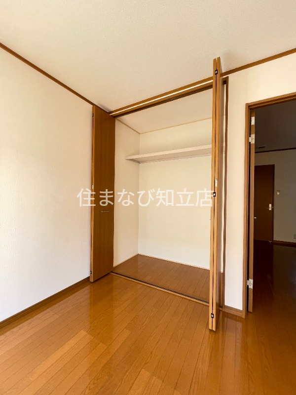 収納　別室同型写真
