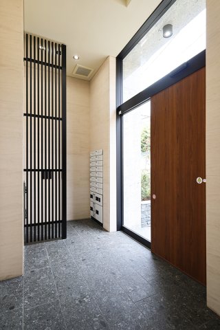 エントランス　エントランス