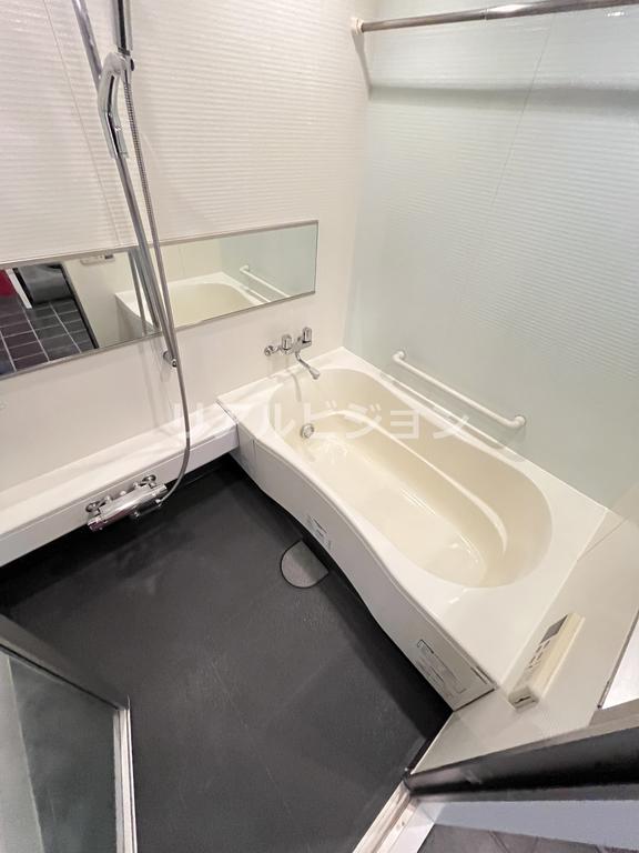 バス・シャワールーム　※こちらのお写真は他部屋になり参考写真です