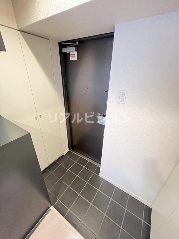 玄関　※こちらのお写真は他部屋になり参考写真です