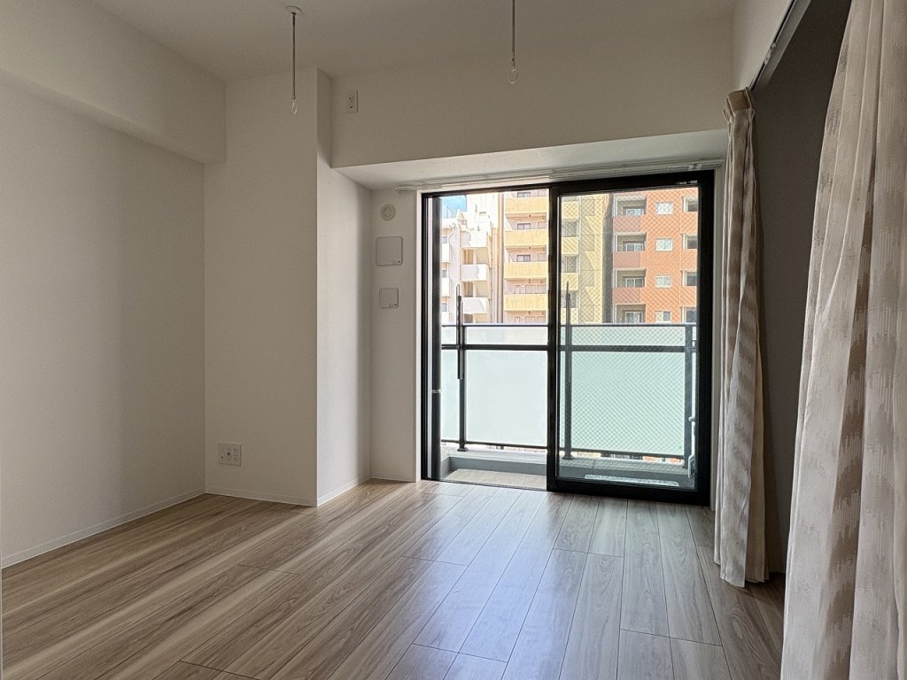 居室・リビング　前面棟の影響なく陽当り良好な角部屋