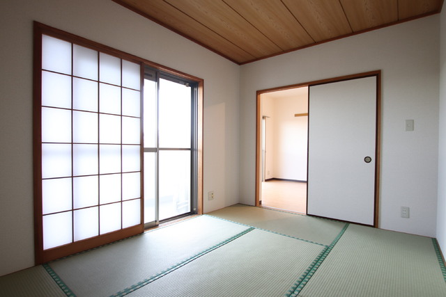 その他部屋・スペース　６帖の和室です♪　※同タイプ参考写真