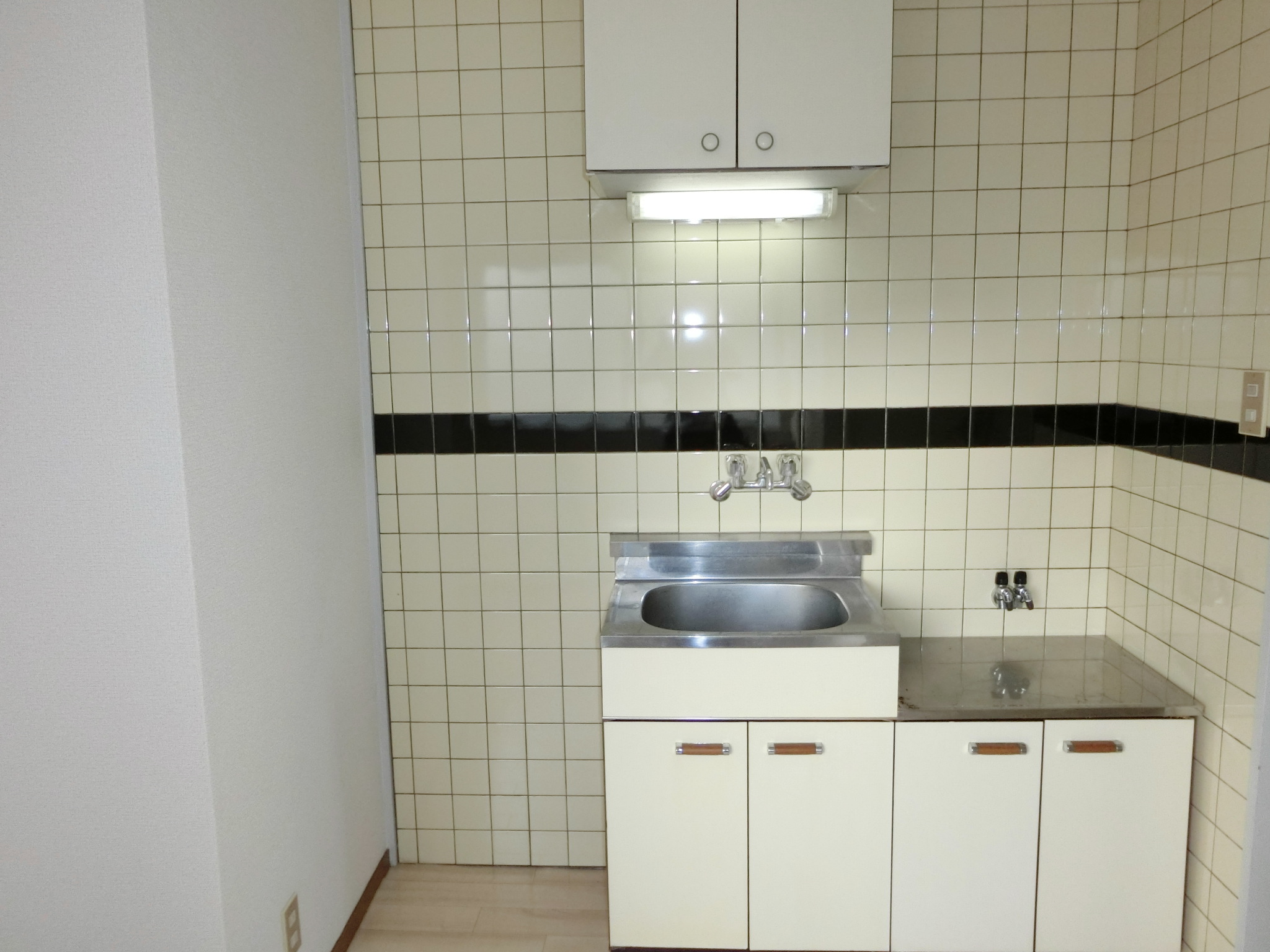 キッチン　※写真は別のお部屋です。現況を優先させていただきます。