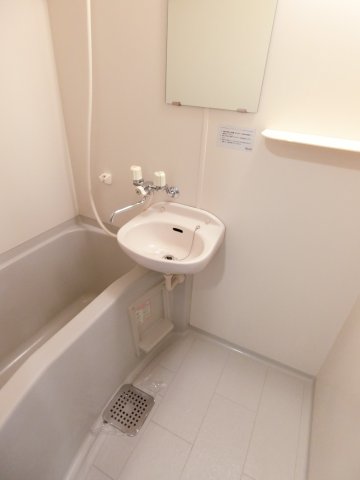 バス・シャワールーム　詳細は、RISUMO江坂本店→06-6155-7137まで♪