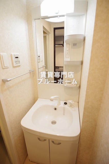 洗面設備　独立洗面台です！