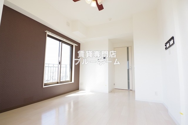 居室・リビング　7.25帖の洋室です！