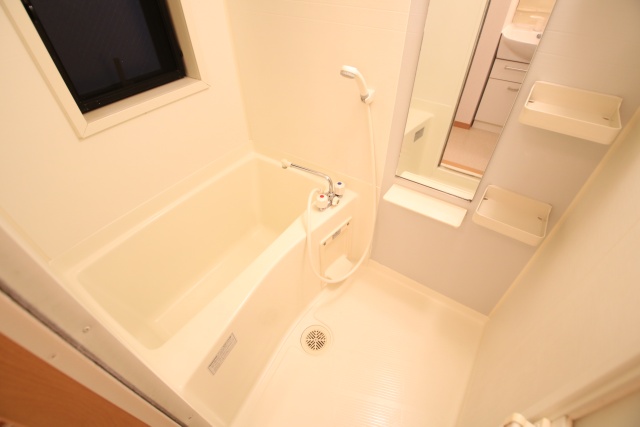 バス・シャワールーム　※別室の参考写真の為、現況優先です。