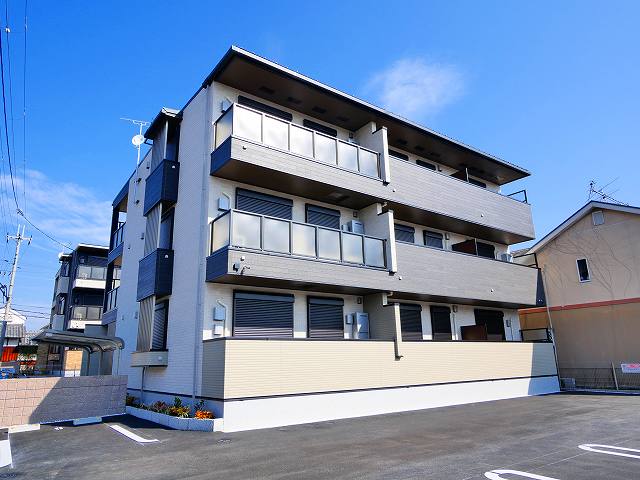 建物外観　建物外観を気になさる方へ、見た目の良い物件です