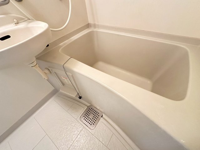 バス・シャワールーム　詳細は、RISUMO江坂本店までお問合せください♪