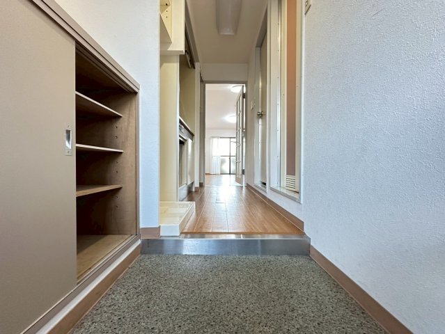 玄関　詳細は、RISUMO江坂本店までお問合せください♪
