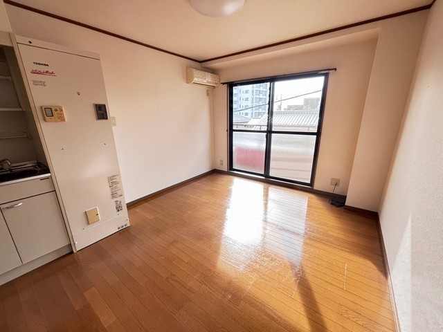 居室・リビング　他号室の写真です