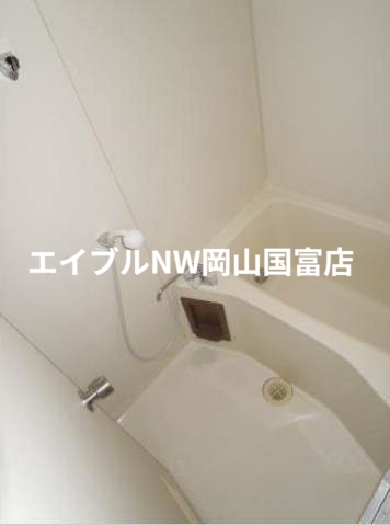 バス・シャワールーム　ゆったりできるお風呂