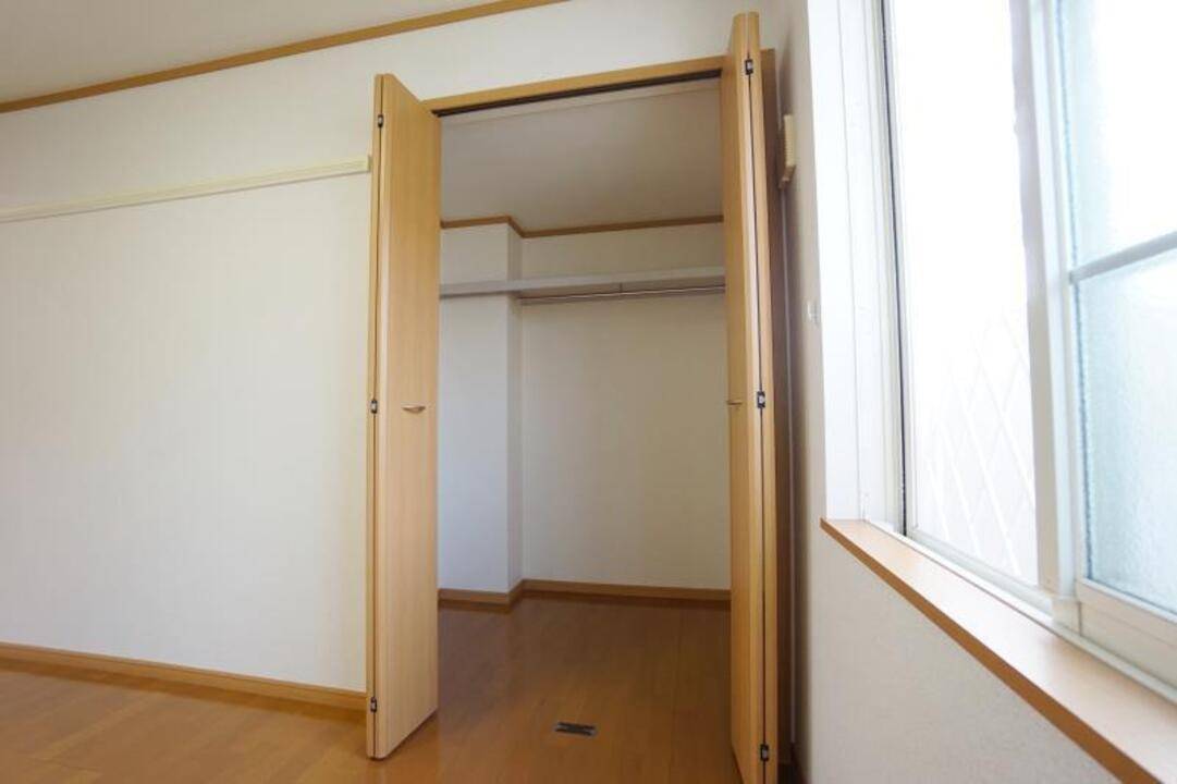 収納　ウォークインクローゼット