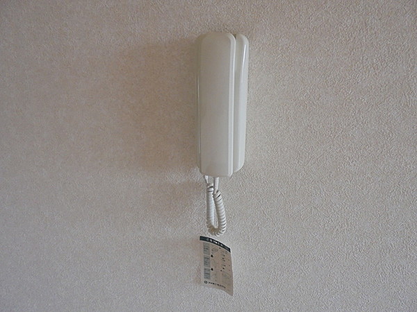 セキュリティ　畳の上でゆっくりとくつろげる和室です