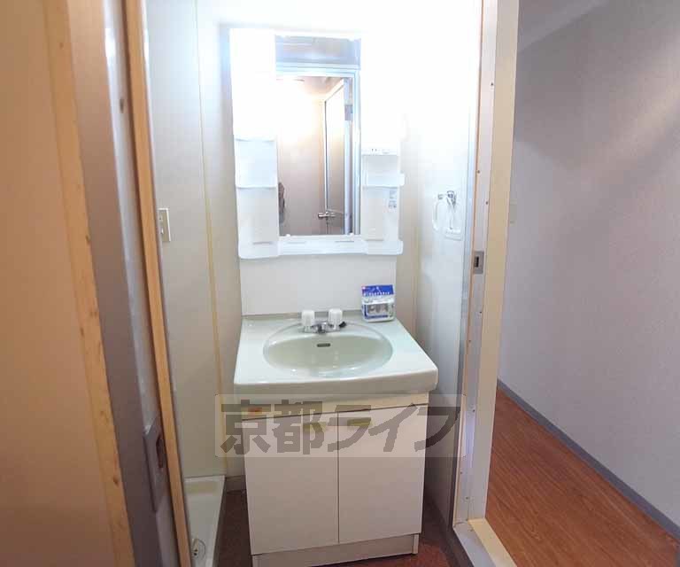 洗面設備　もちろん独立洗面台！