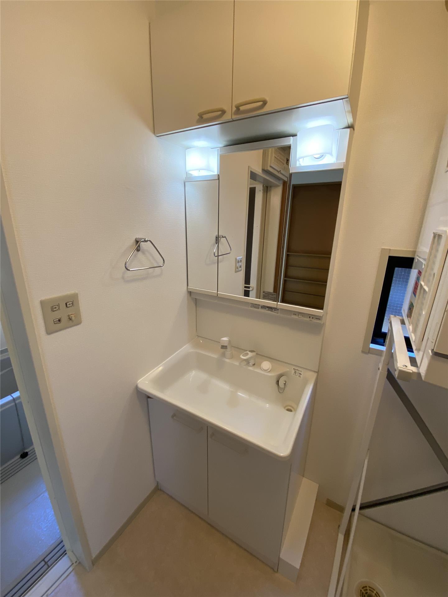 洗面設備　独立洗面台