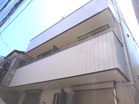 フラット根津の外観写真