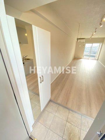 玄関　※同物件同室タイプの写真でございます※現況を優先します※