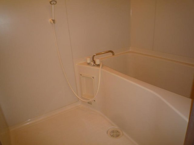 バス・シャワールーム　お風呂です。